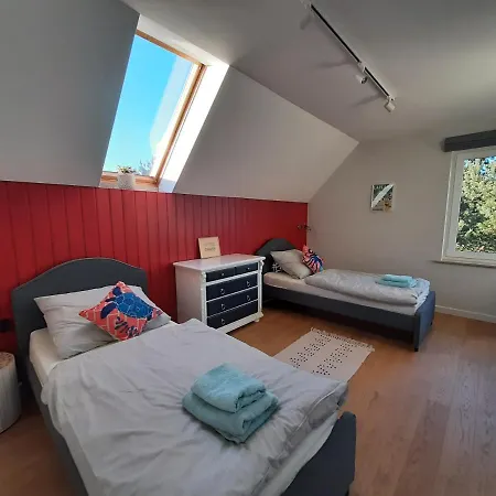 Danuta- Wiselka, Direct At National Park, Big Garden, 4 Bedrooms, Private Sauna * Wisełka