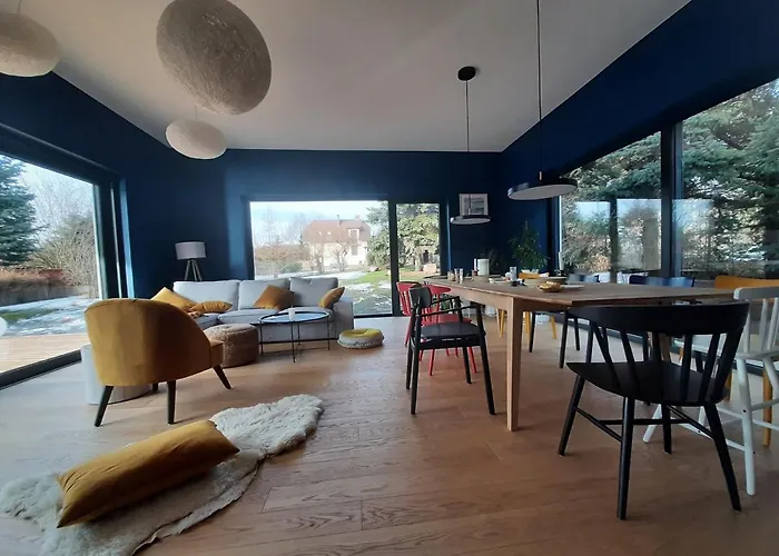 Сasa de vacaciones Danuta- Wiselka, Direct At National Park, Big Garden, 4 Bedrooms, Private Sauna