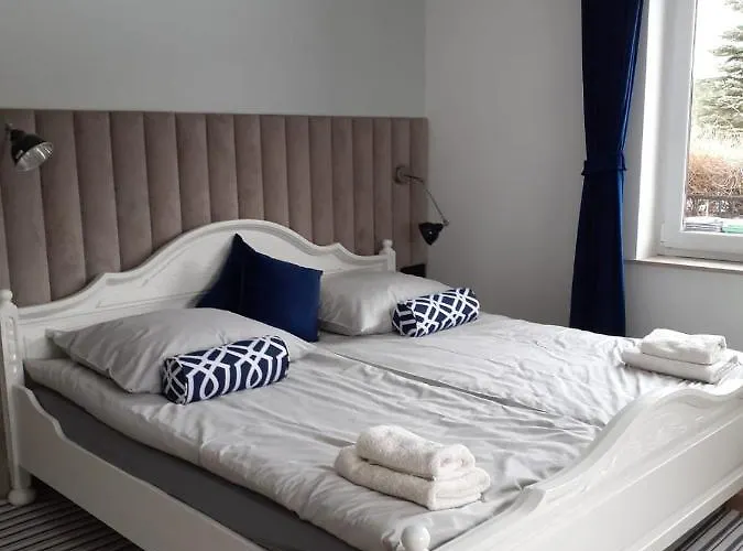 Danuta- Wiselka, Direct At National Park, Big Garden, 4 Bedrooms, Private Sauna Сasa de vacaciones