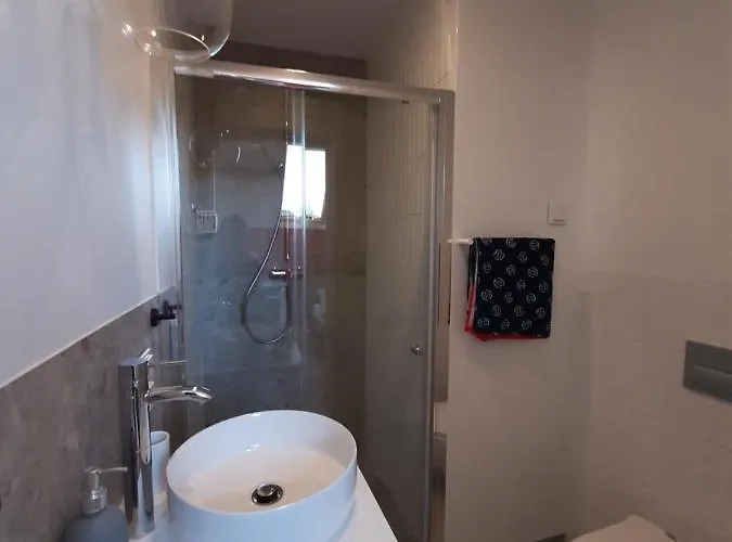 Danuta- Wiselka, Direct At National Park, Big Garden, 4 Bedrooms, Private Sauna * Wisełka